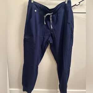 Figs women’s scrub pants (L)